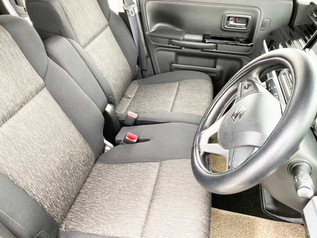 車のベンチシートの隙間から財布やスマホが滑り落ちるを解決 軽に最適 大福日記